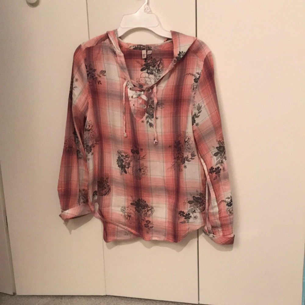 So. Flannel hoodie. Pink with white and flowers